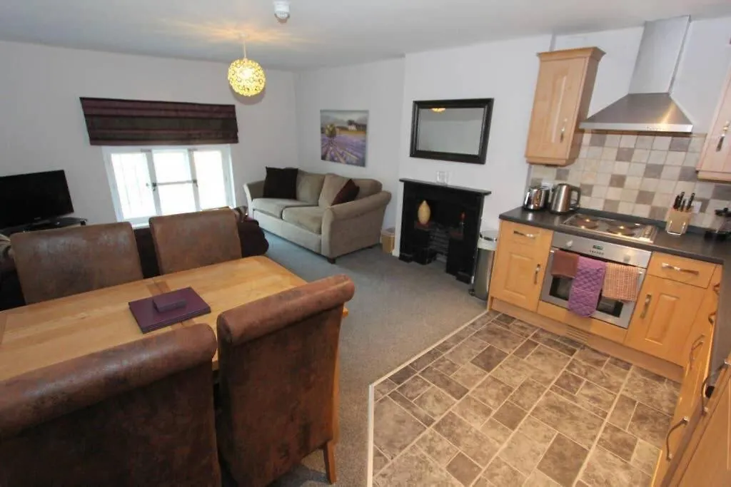 Top Floor Character Apartment In The Heart Of The City Centre Chester